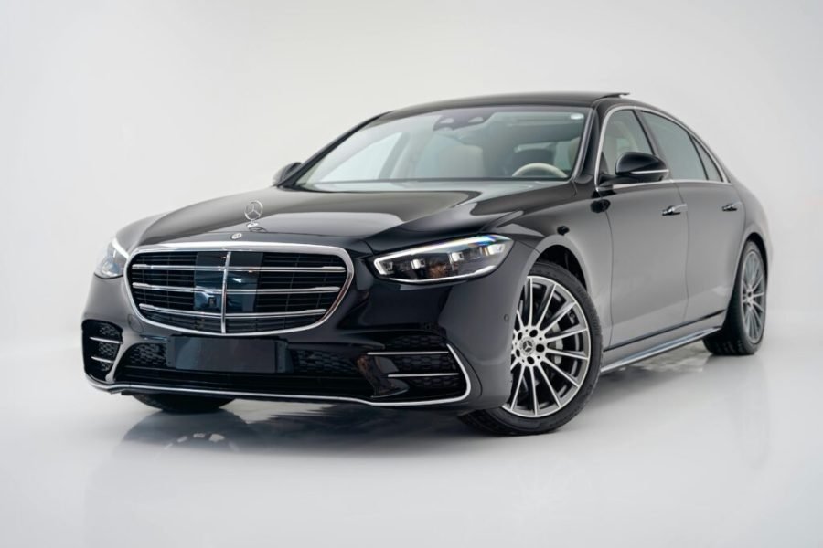 mercedes chauffeur dubai