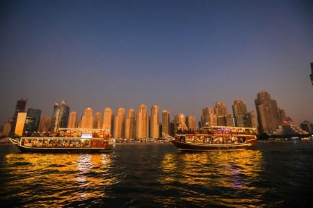 dhow cruise dinner in dubai marina​