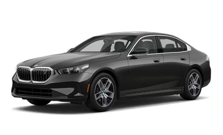 BMW 530 Li 2025 with chauffeur Service dubai